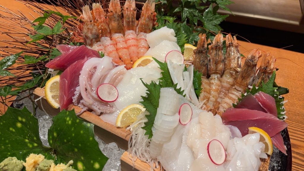 【福井駅近く】迫力の大皿刺身で魅せる福井の地魚｜個室完備の柳月亭
