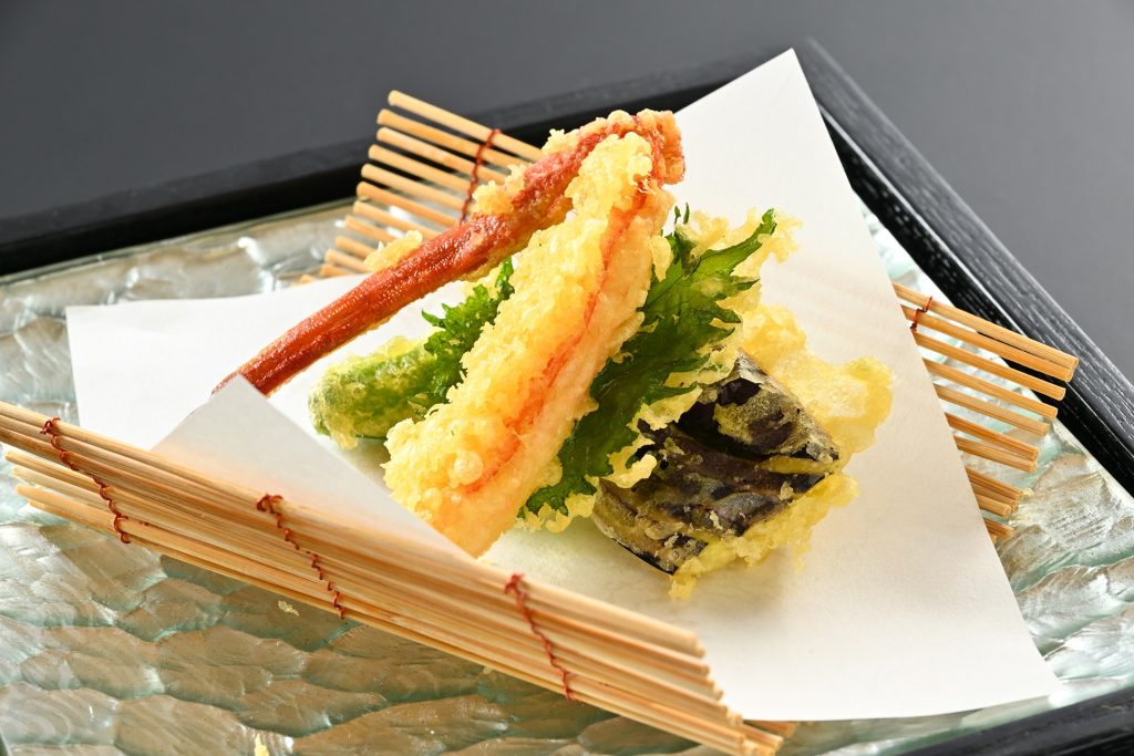 かに天婦羅と旬魚のお造り（柳庵）