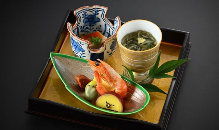 お手軽越前ズワイ蟹（お1人様丸ごと1パイ）+福井の味覚食べ尽くしコース