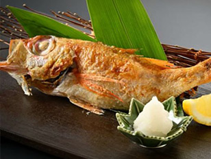 カニ・フグ・ノドグロ食べ比べ膳 料理3